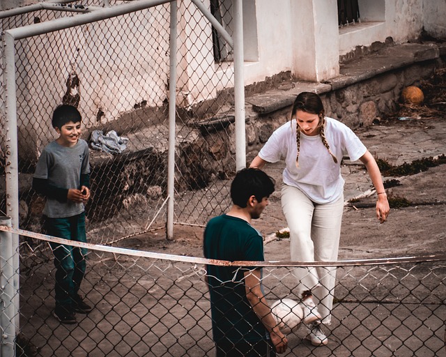 的羽毛球运 的羽毛球运